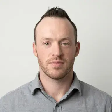 Headshot of Dustin Burke